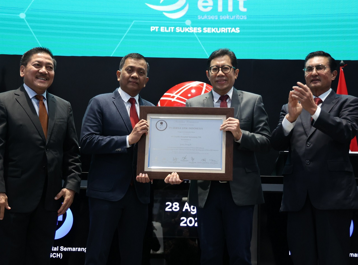 Listing Ceremony of PT Charlie Hospital Semarang Tbk (RSCH) on ...